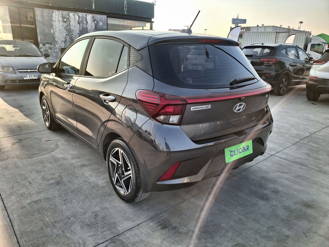HYUNDAI - 5