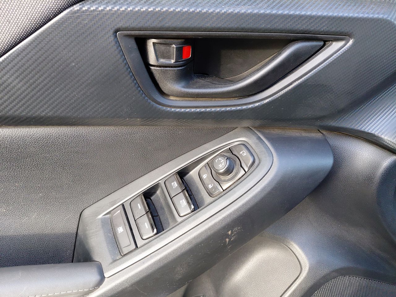 Subaru Crosstrek — foto 13 de 26