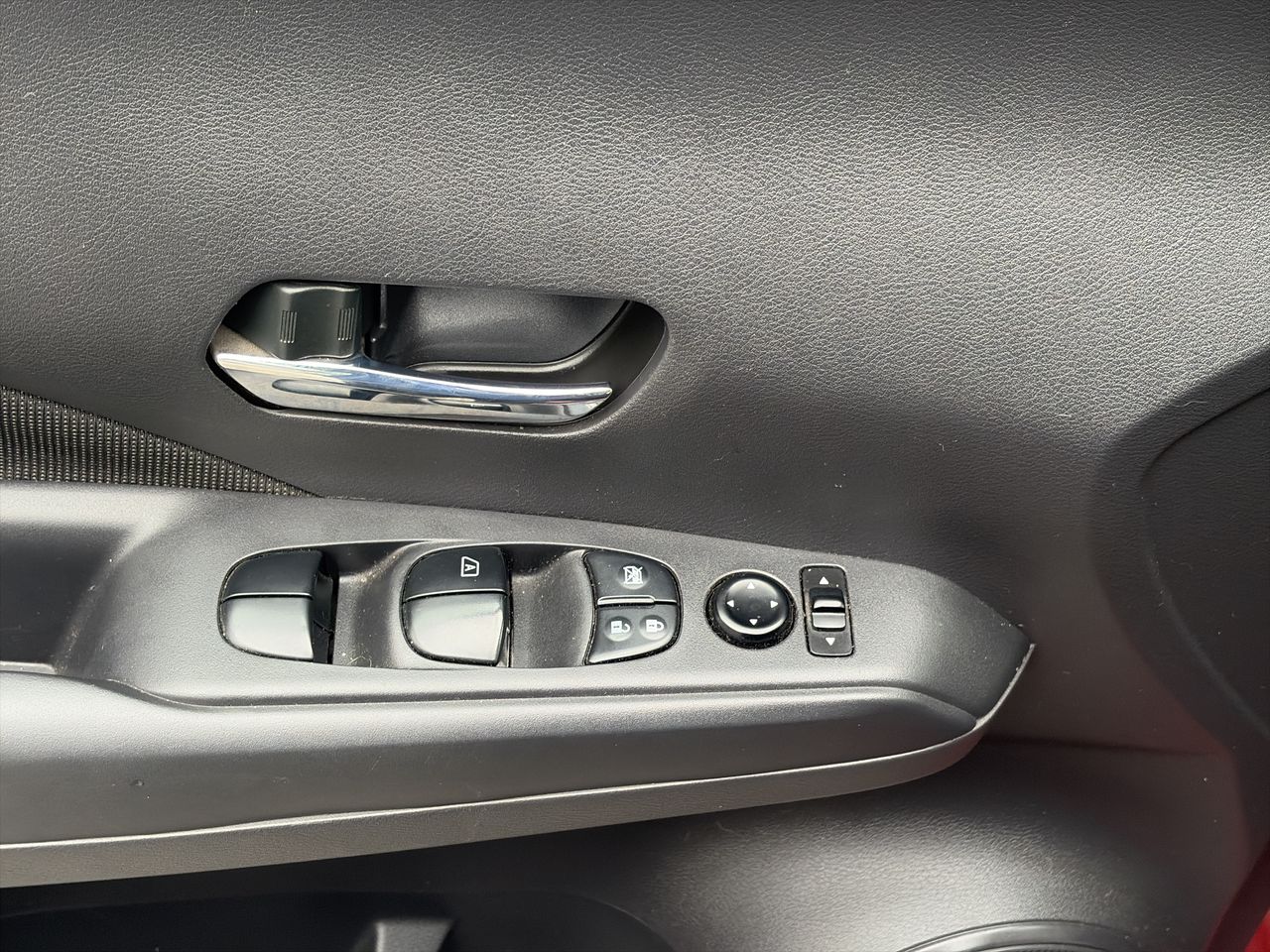 Nissan Kicks — foto 13 de 19