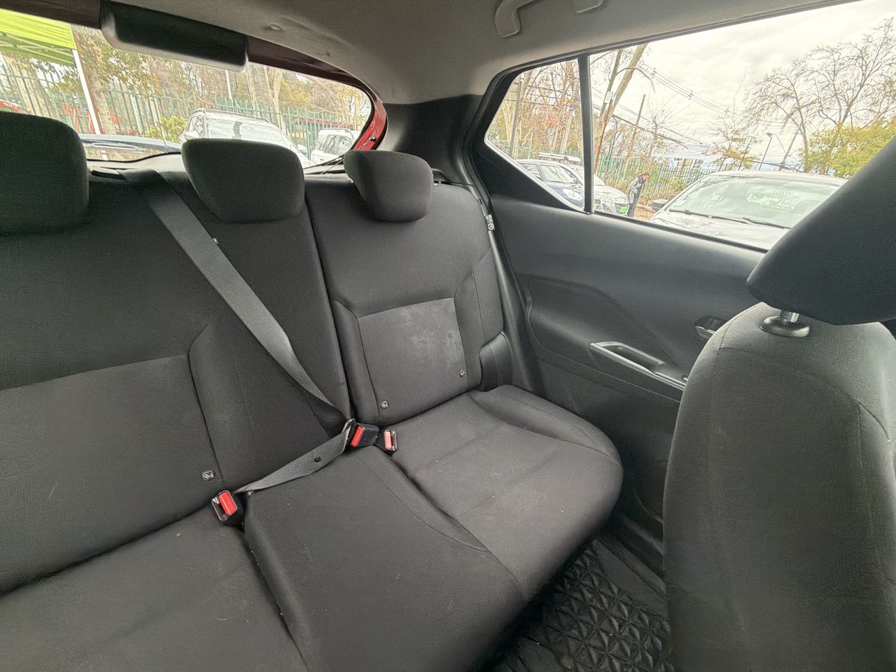 NISSAN - 6
