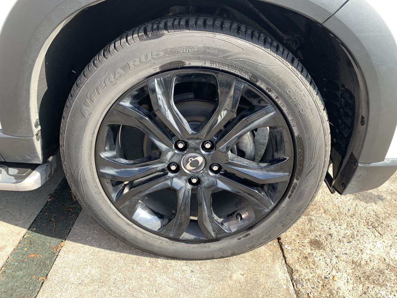SSANGYONG - 17