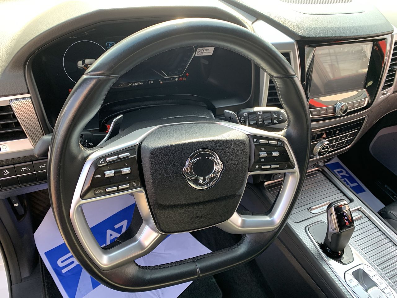 SSANGYONG - 26