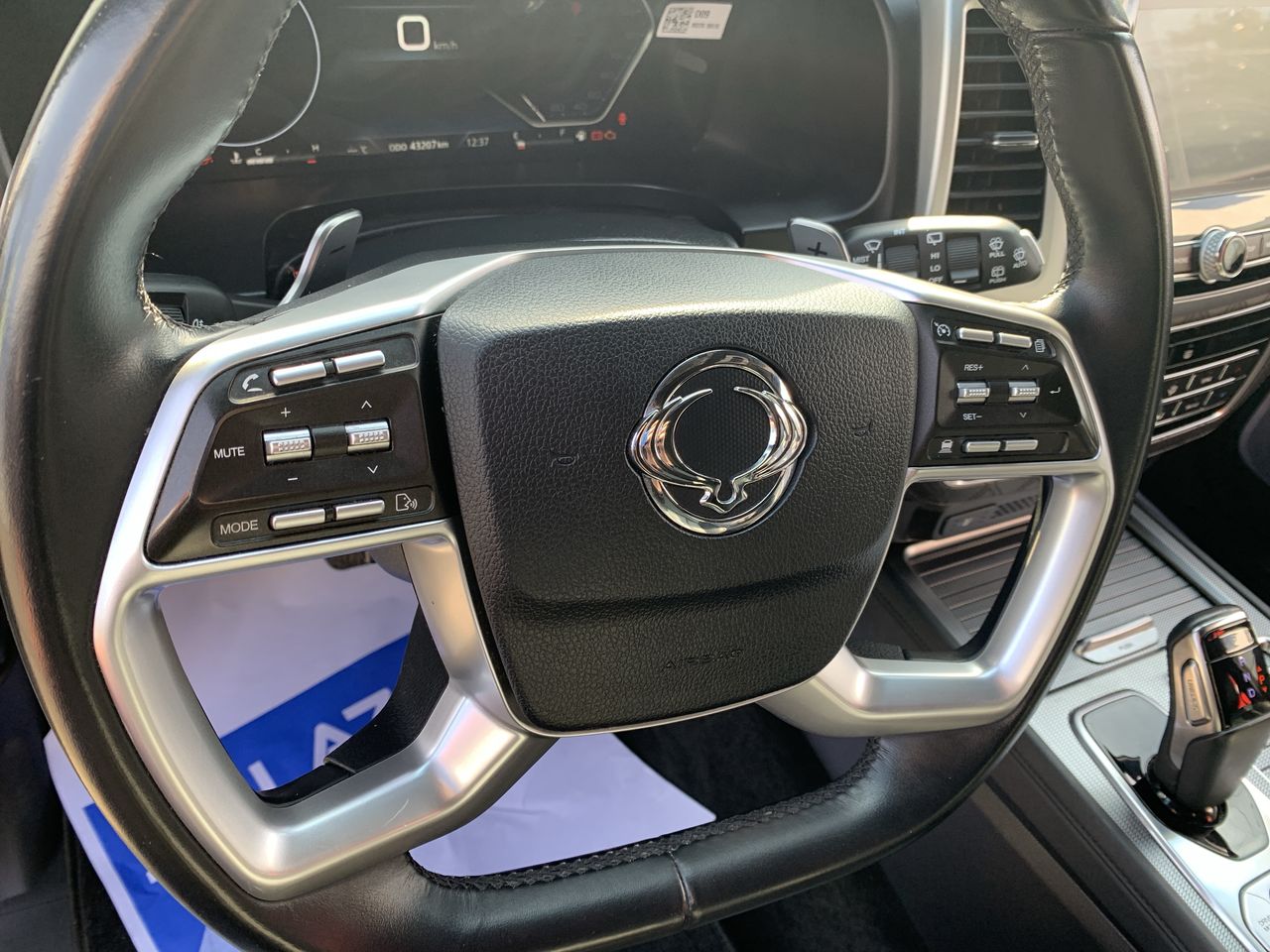SSANGYONG - 27