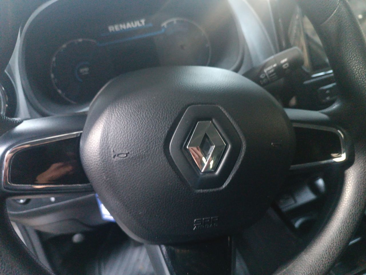 RENAULT - 18
