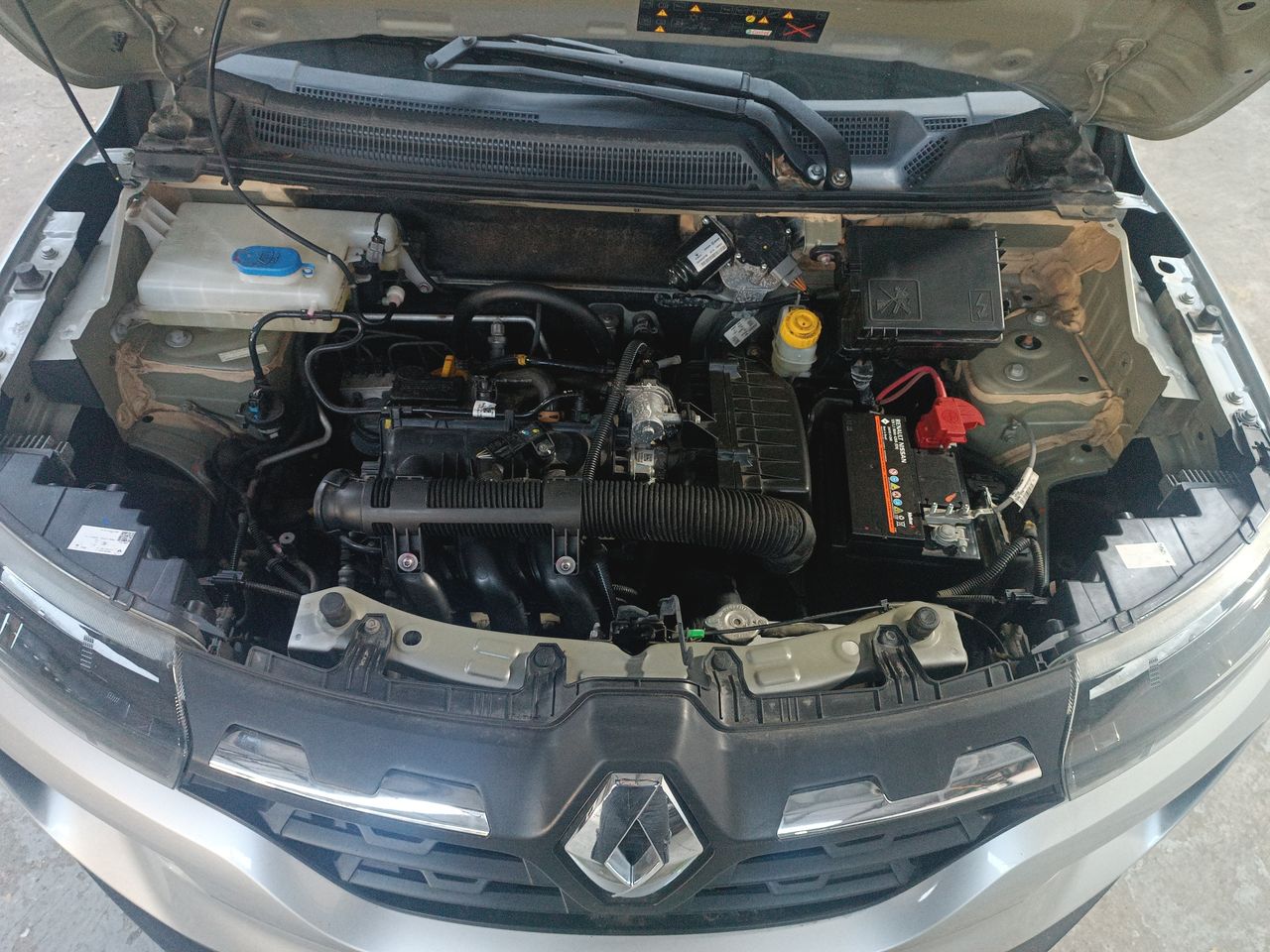RENAULT - 9