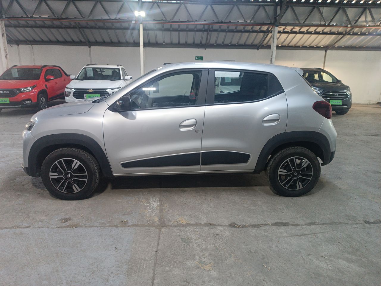 RENAULT - 3
