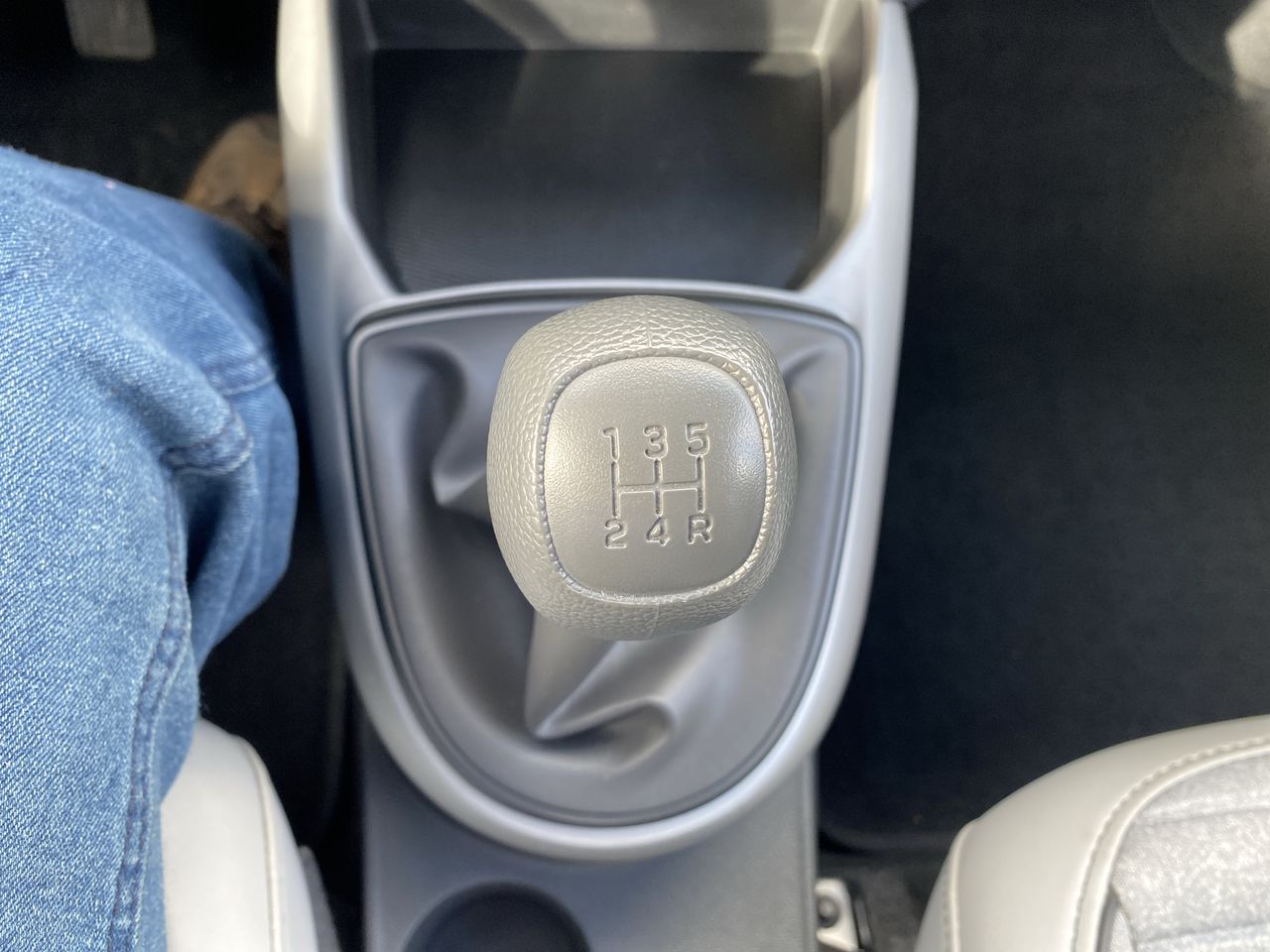 HYUNDAI - 30