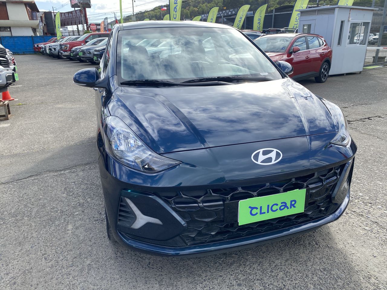 HYUNDAI - 2