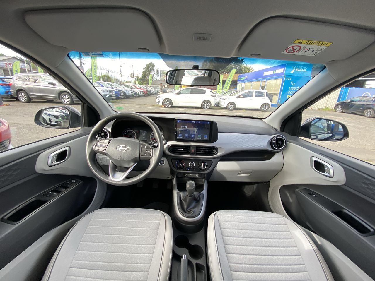 HYUNDAI - 9