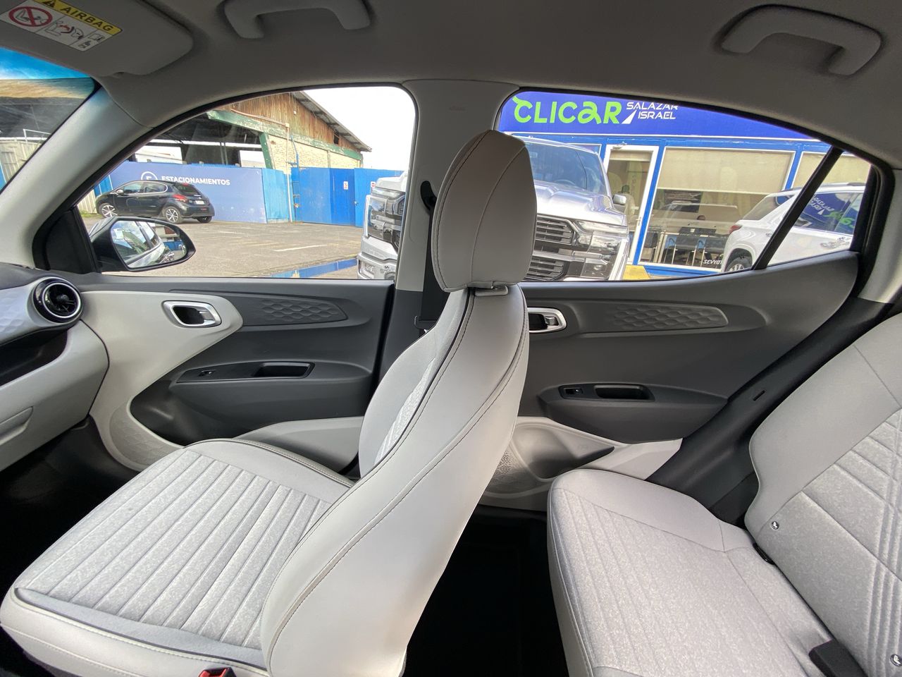 HYUNDAI - 11