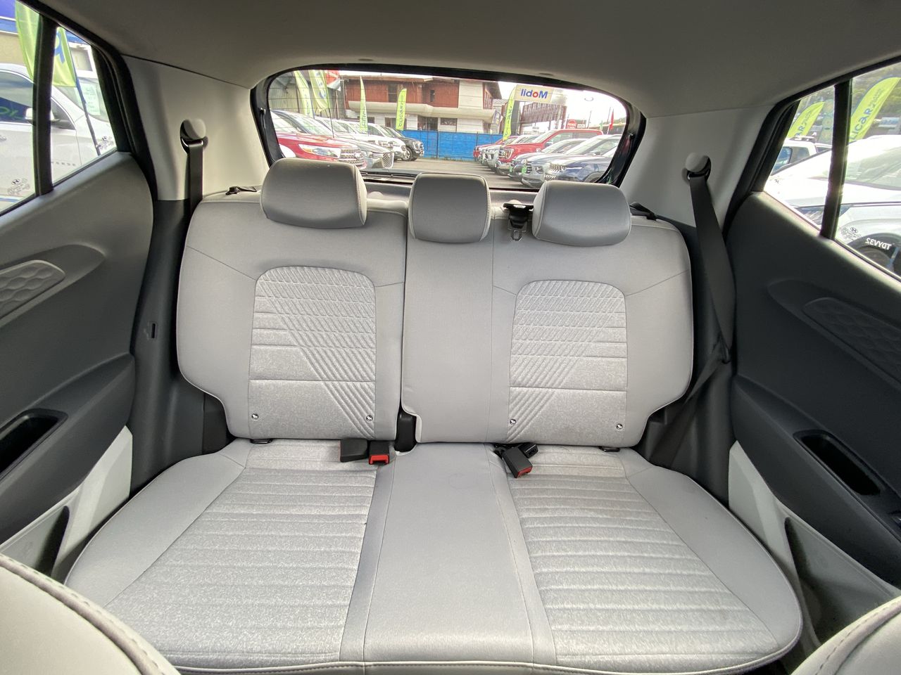 HYUNDAI - 13