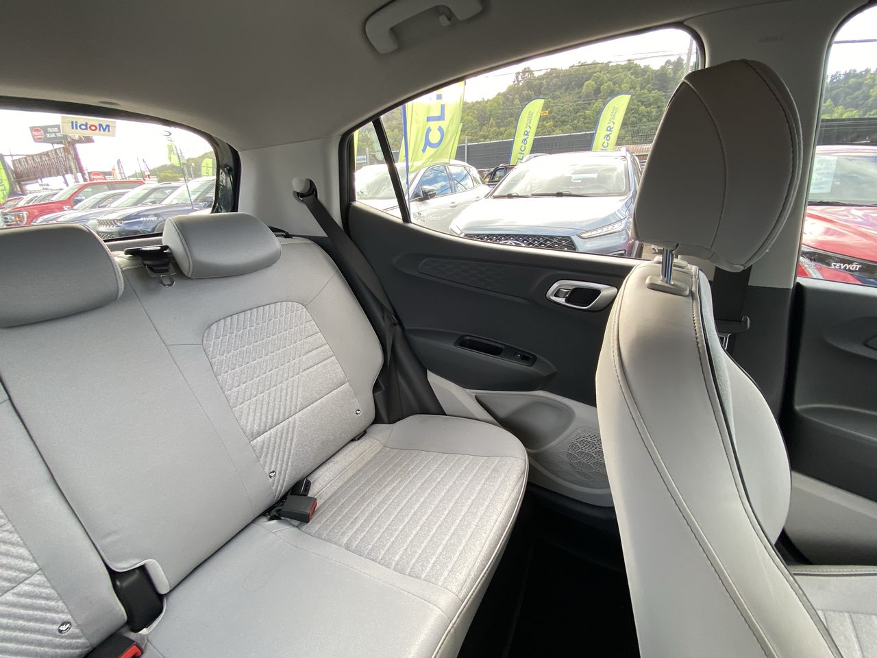 HYUNDAI - 14