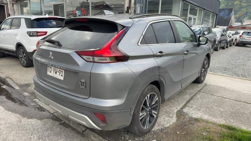 MITSUBISHI - 4