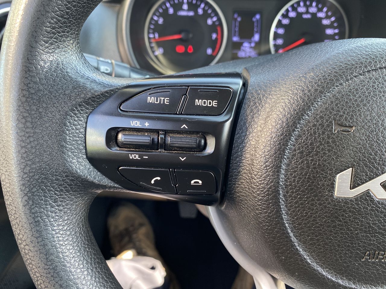 KIA - 15