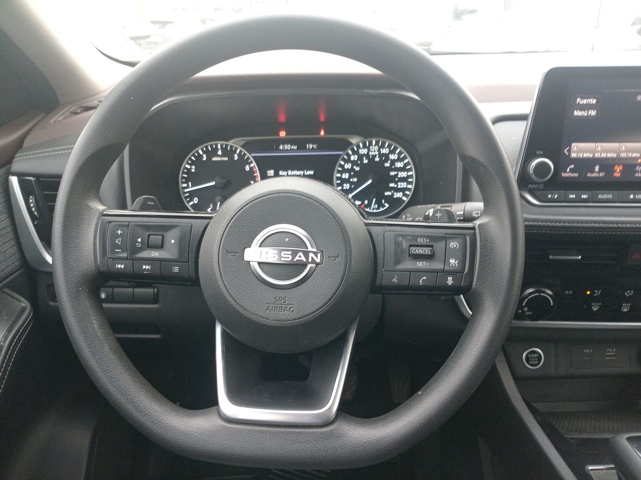 Nissan X-Trail — foto 25 de 36