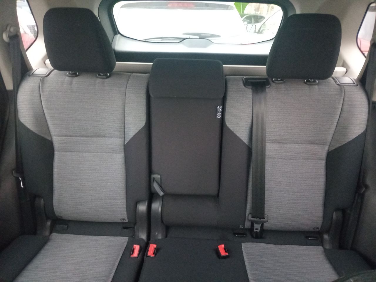 Nissan X-Trail — foto 34 de 36