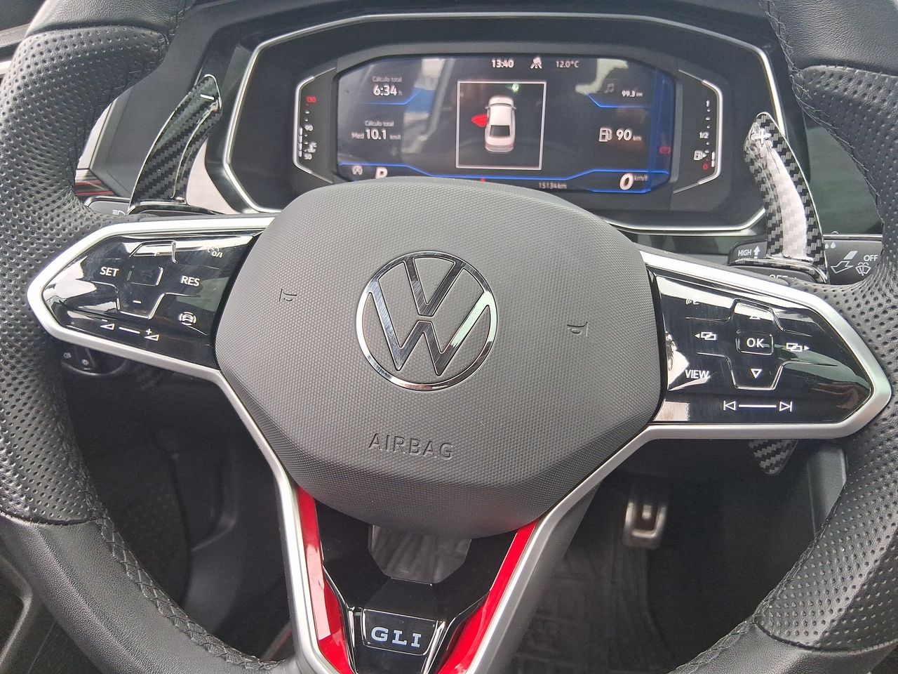 VOLKSWAGEN - 27
