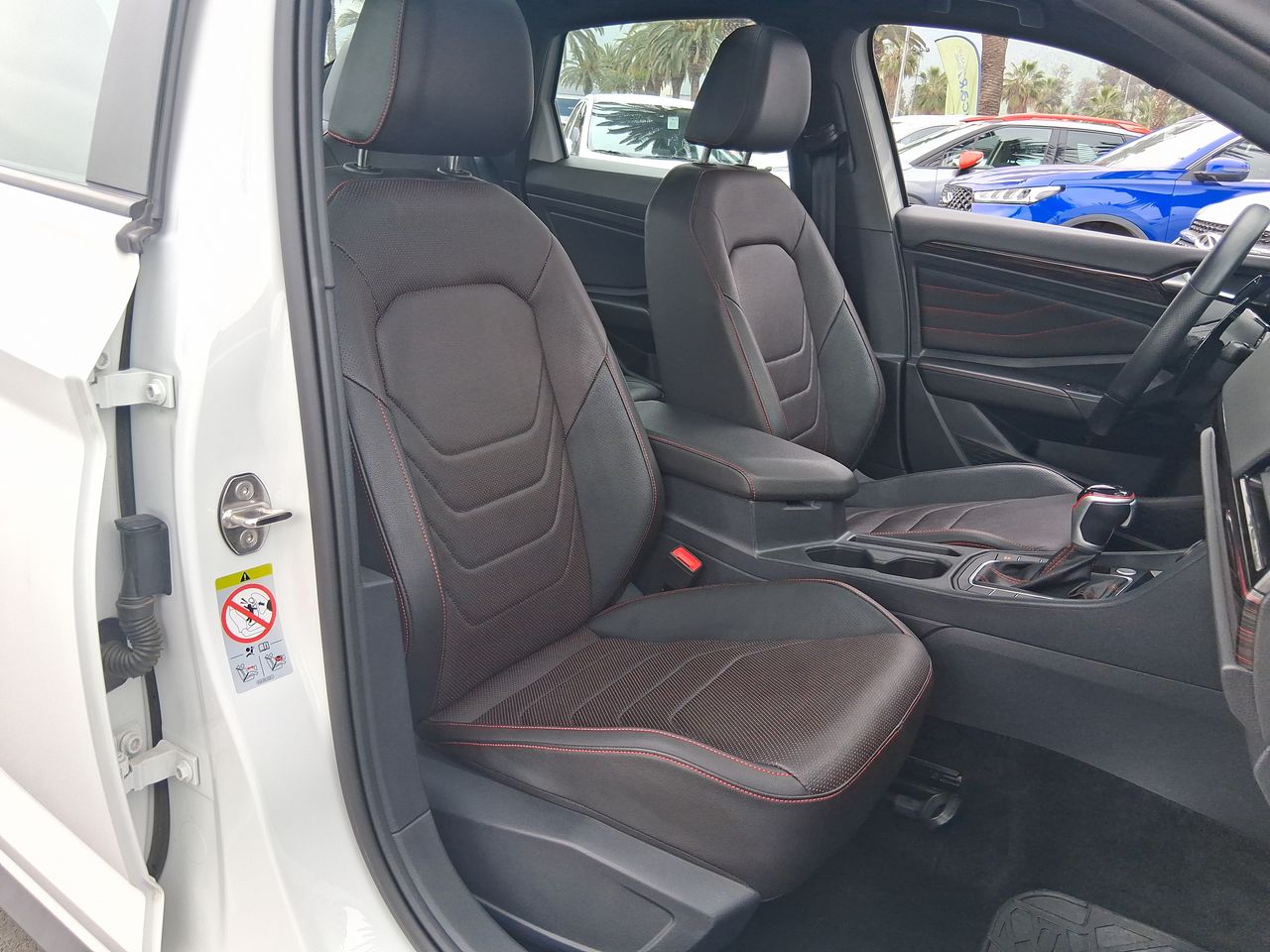VOLKSWAGEN - 35