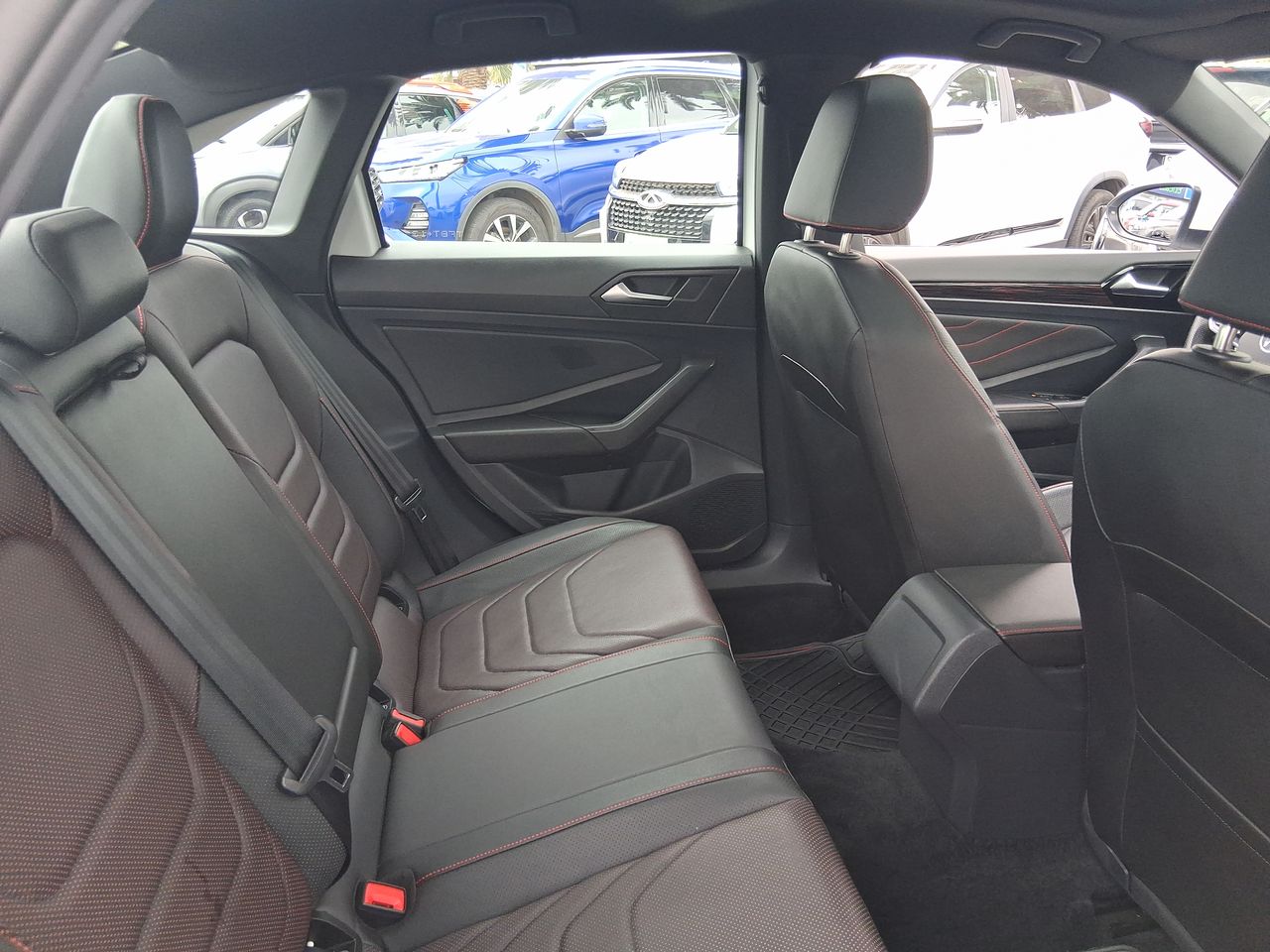 VOLKSWAGEN - 15
