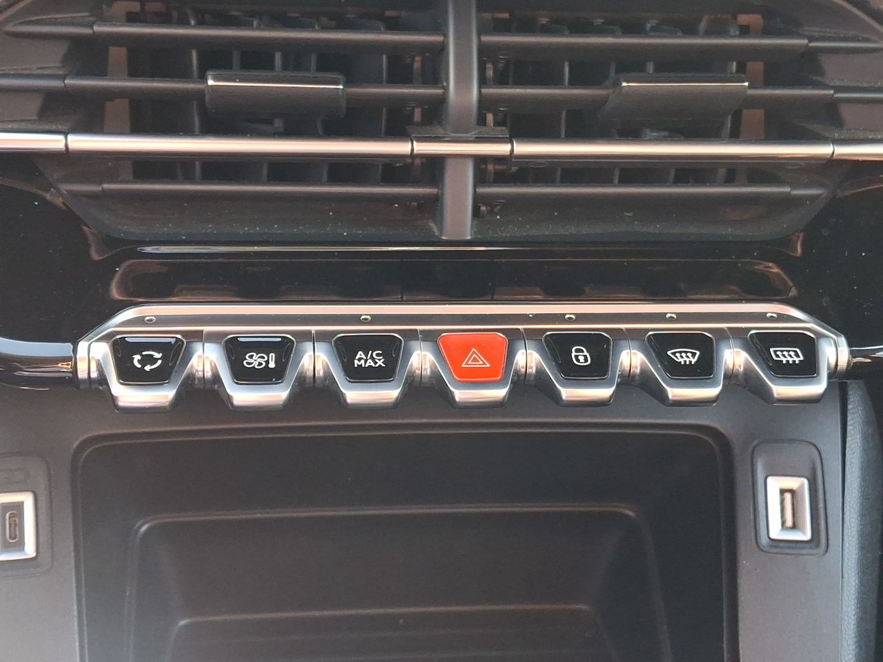 PEUGEOT - 22
