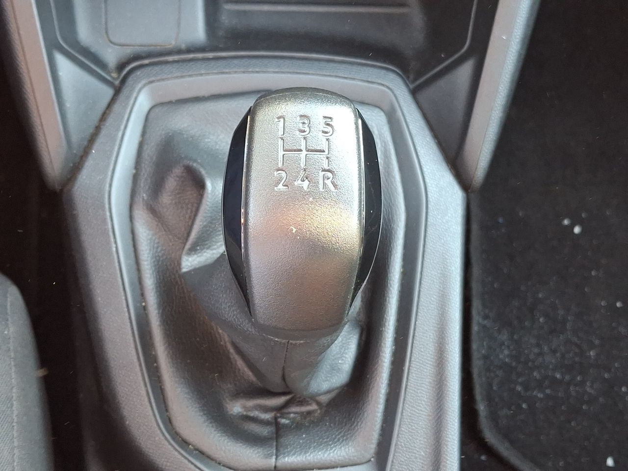 PEUGEOT - 23