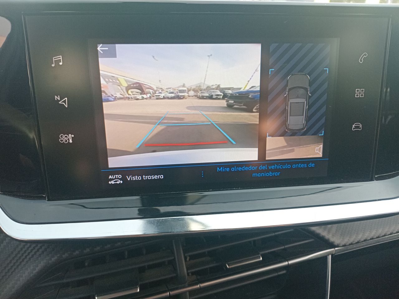 Peugeot 2008 — foto 28 de 34