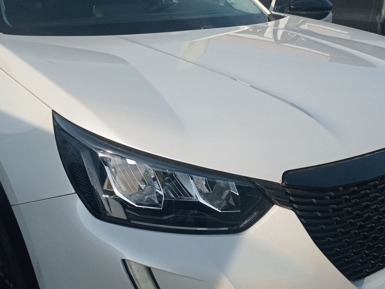 Peugeot 2008 — foto 17 de 34