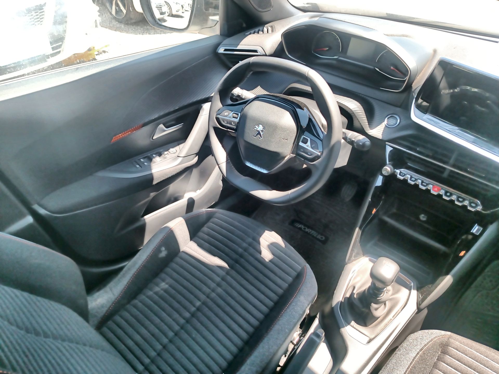 PEUGEOT - 16