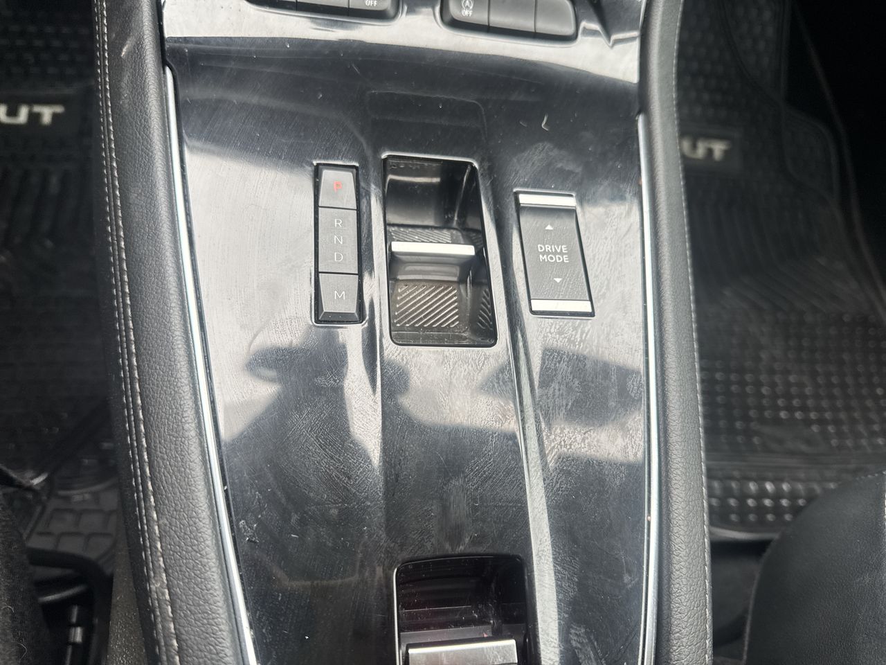 Opel Grandland — foto 17 de 18