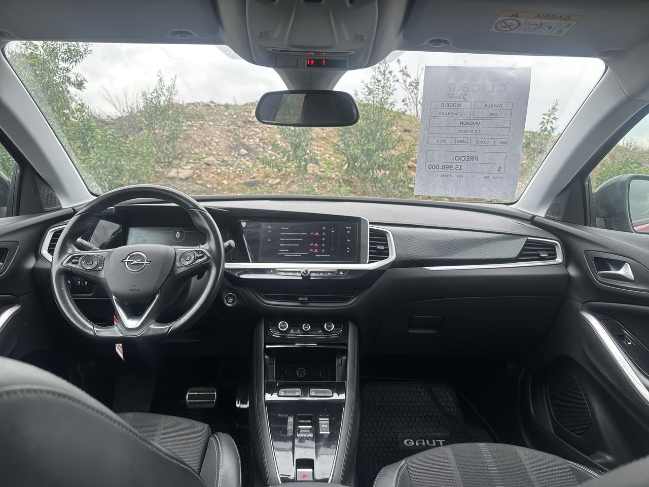 Opel Grandland — foto 2 de 18