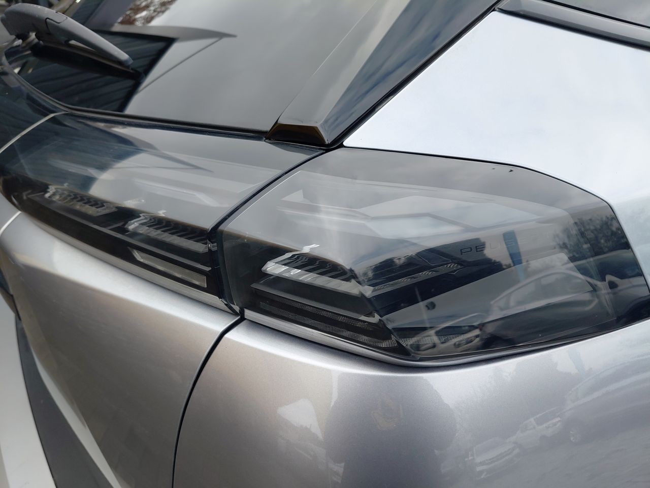 PEUGEOT - 9