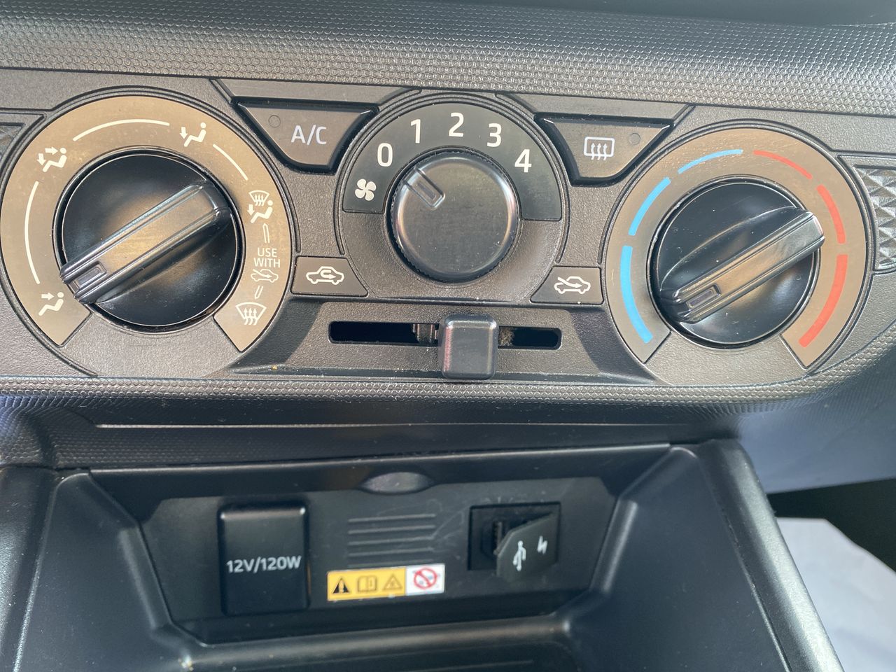 TOYOTA - 28
