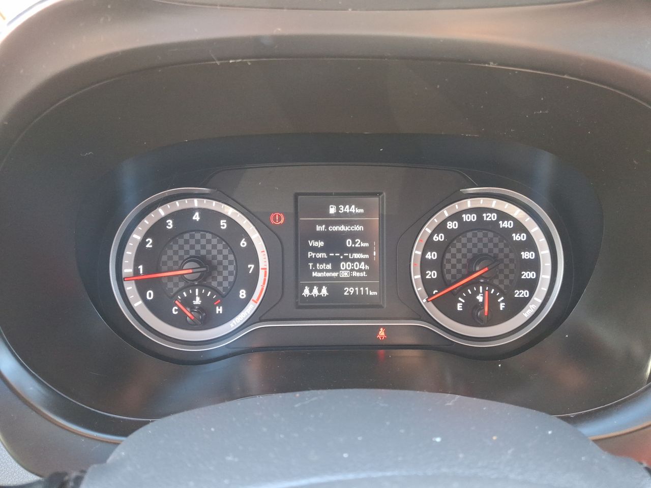 HYUNDAI - 27