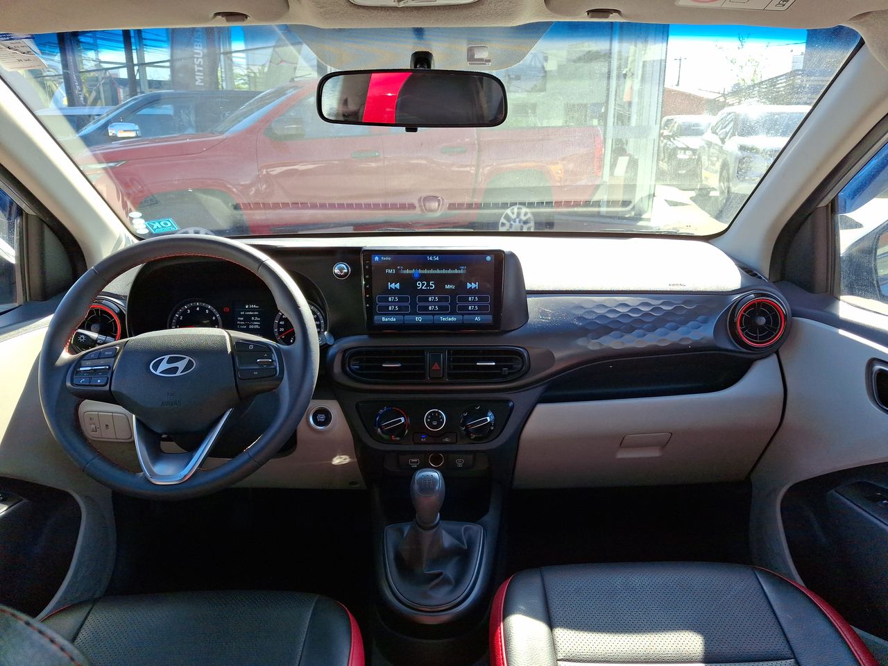 HYUNDAI - 32