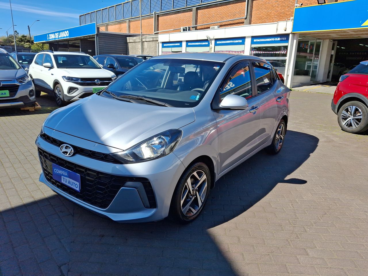 HYUNDAI - 3