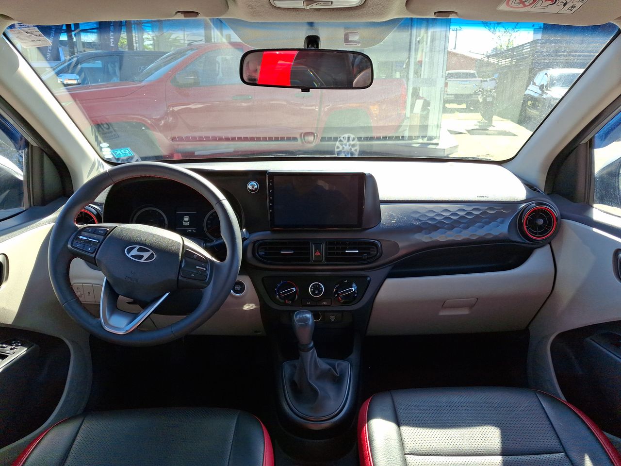 HYUNDAI - 9