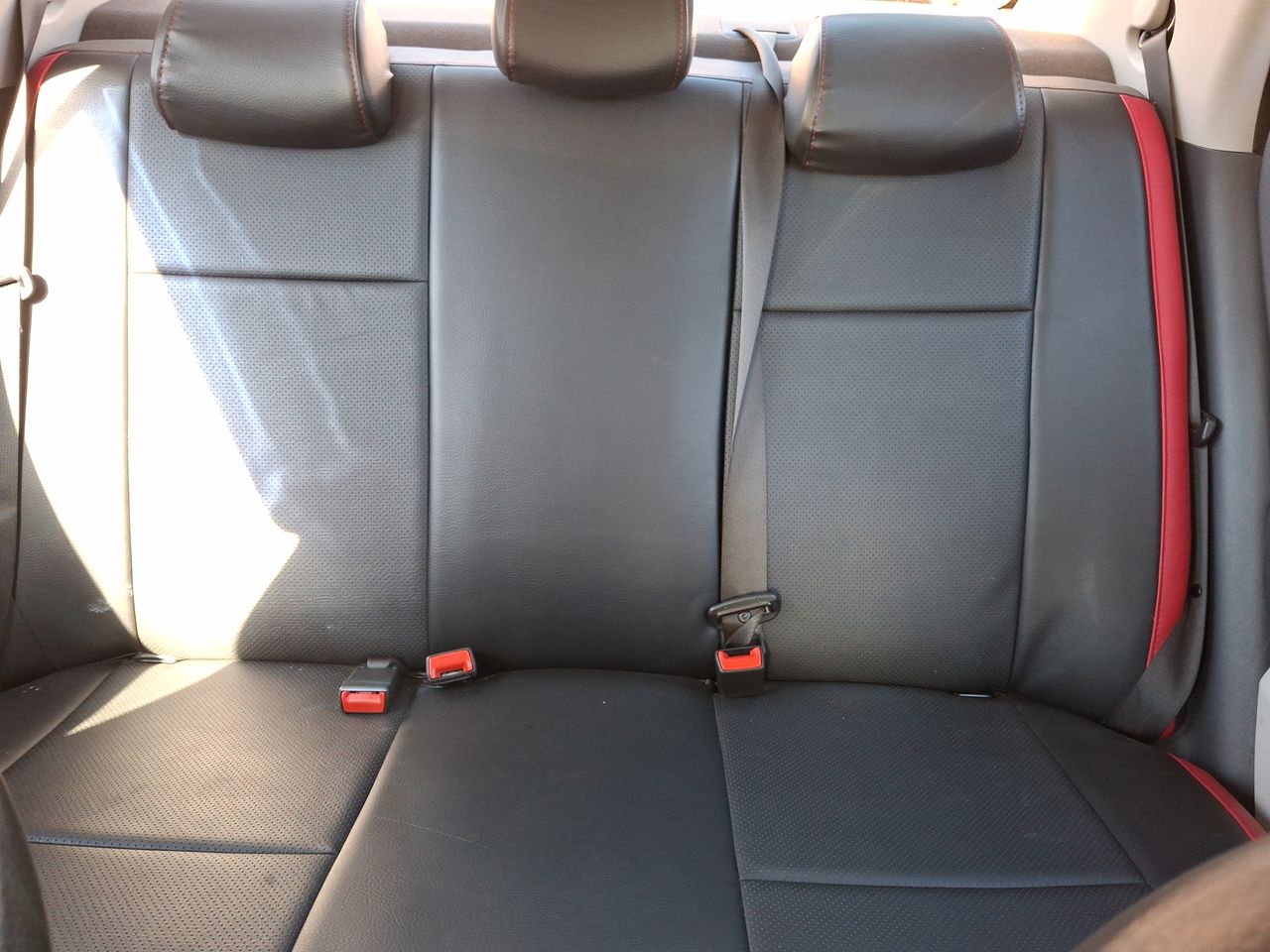 HYUNDAI - 13