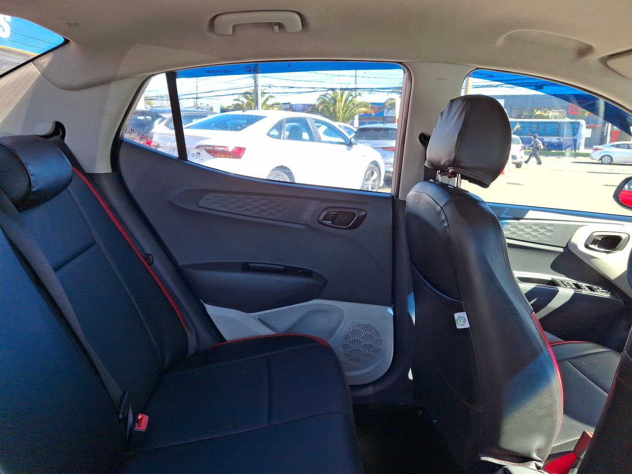 HYUNDAI - 15