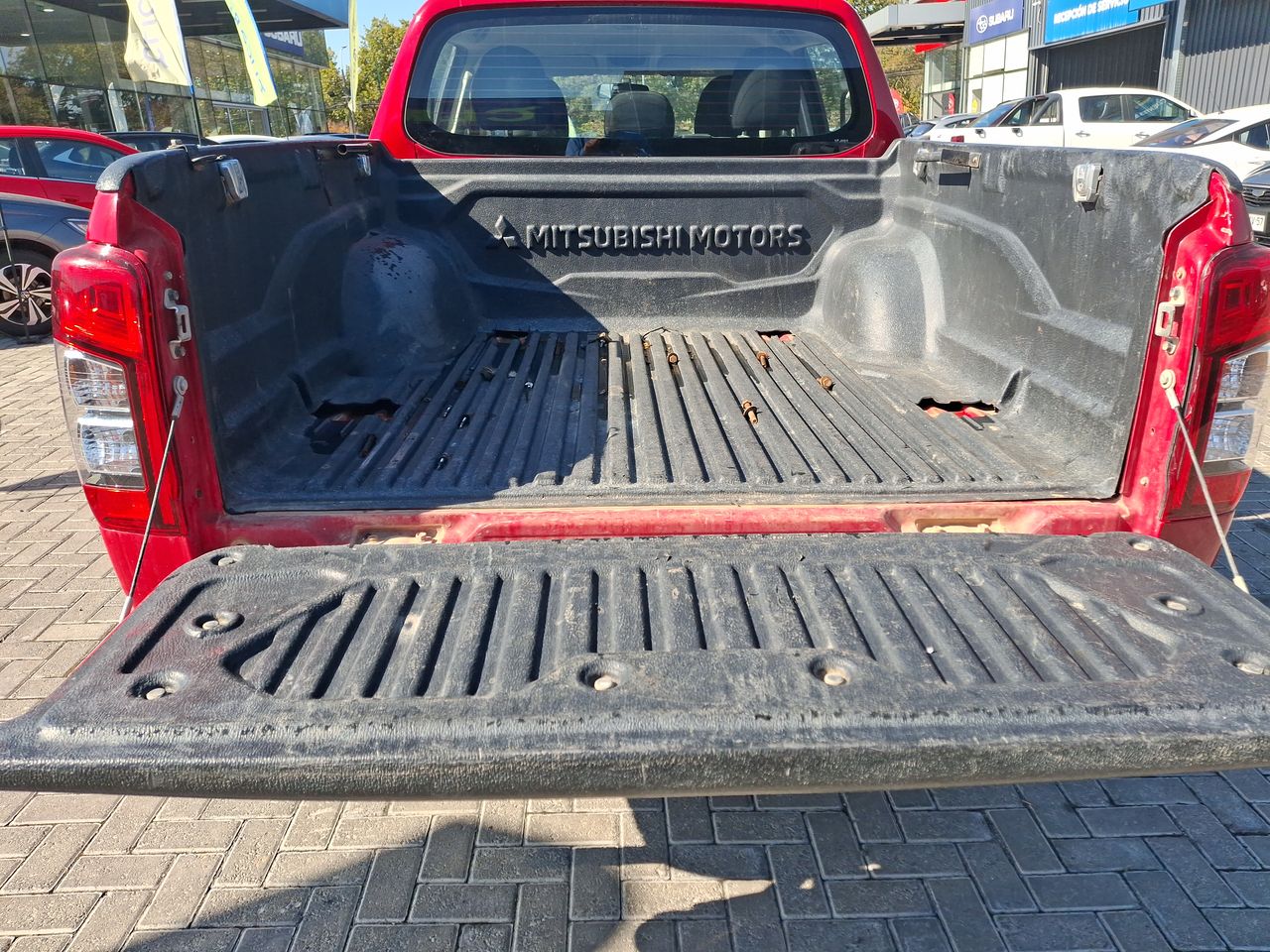 MITSUBISHI - 21