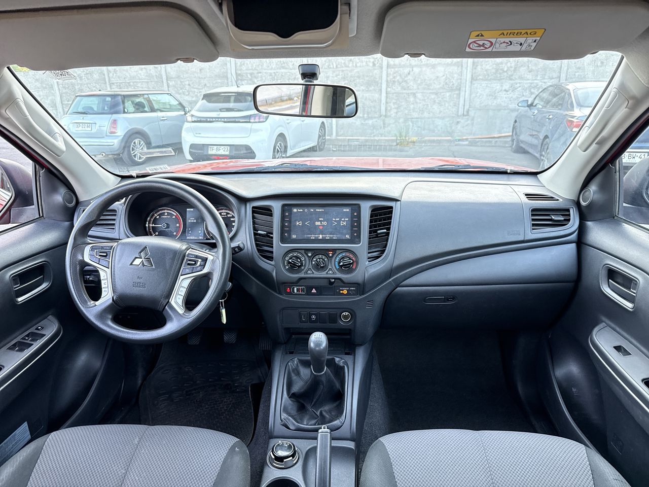 MITSUBISHI - 4