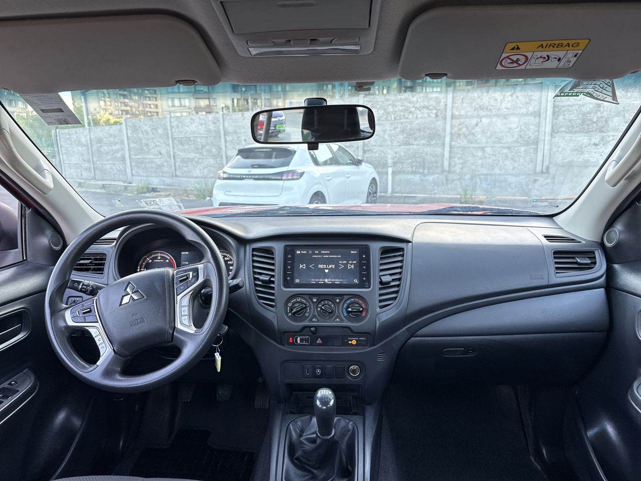 MITSUBISHI - 9