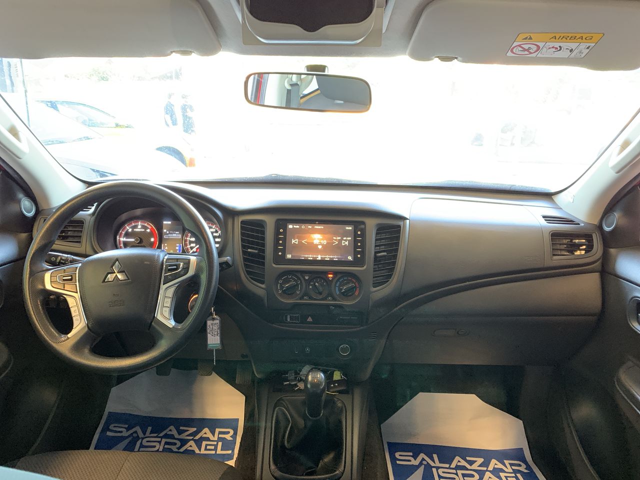 MITSUBISHI - 16