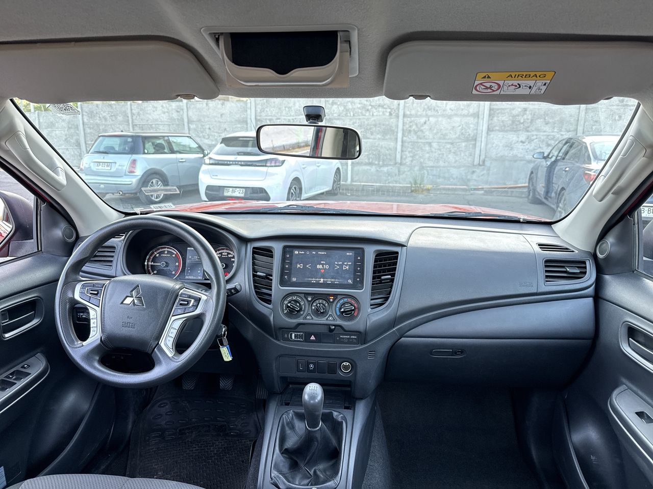 MITSUBISHI - 8
