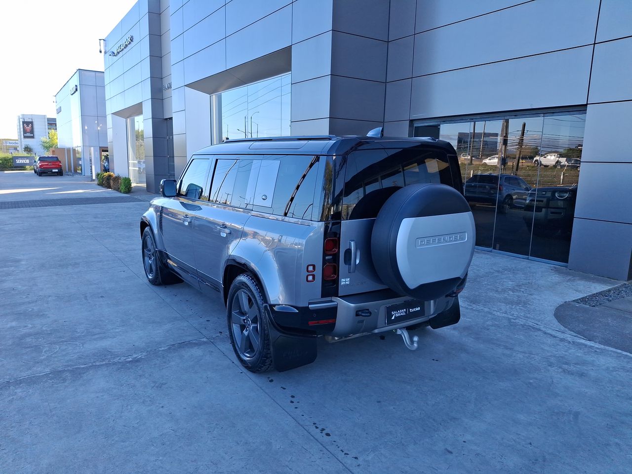 LAND ROVER - 5