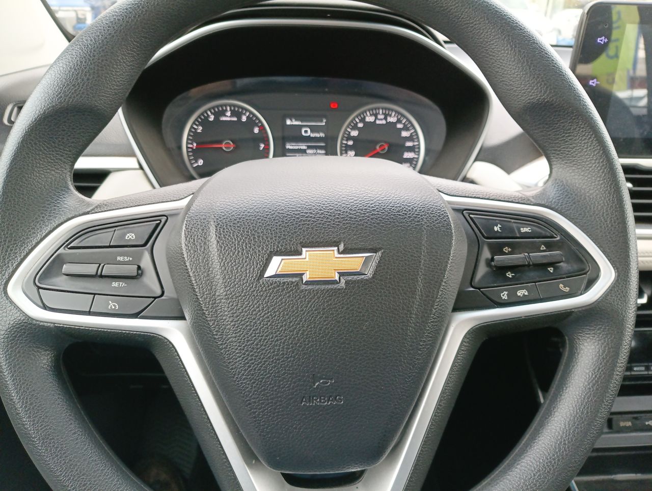 Chevrolet Captiva — foto 25 de 35