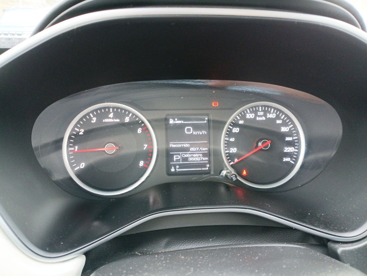 Chevrolet Captiva — foto 26 de 35