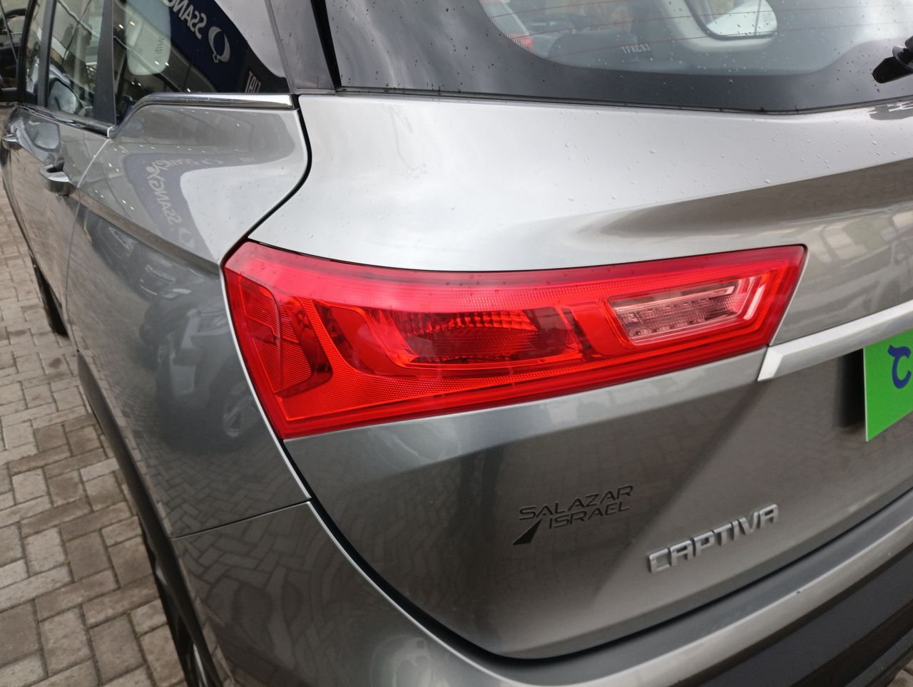 Chevrolet Captiva — foto 19 de 35