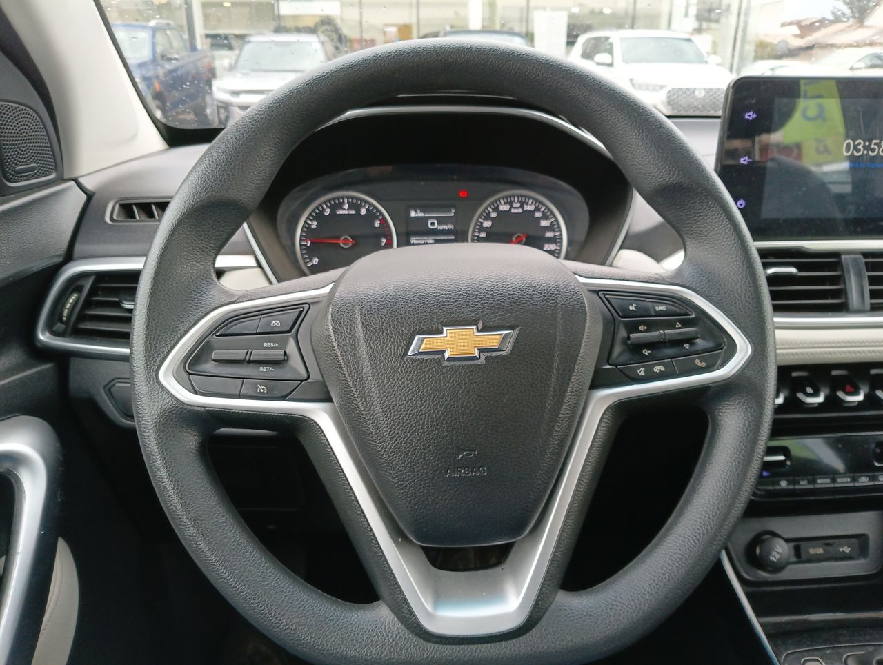 Chevrolet Captiva — foto 24 de 35