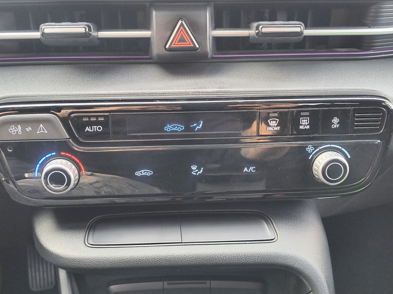 HYUNDAI - 19