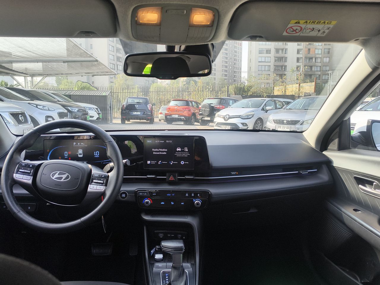 HYUNDAI - 21